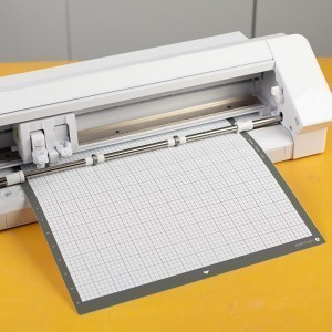Silhouette 14in x 15in Strong Hold Cutting Mat
